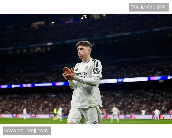 足球明星拼贴壁纸的魅力展现与设计灵感分享