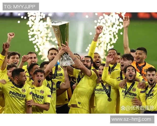 巅峰时期退役的足球明星们如何影响了足球历史与未来发展